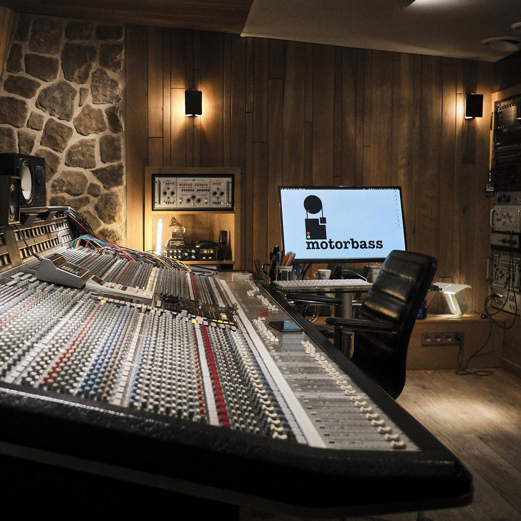 Motorbass Studio © Margot Vigneau